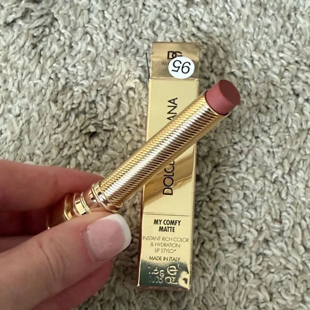 Dolce & Gabbana My Comfy Matte Lipstick — Dusty Rose Nude color “My Way”